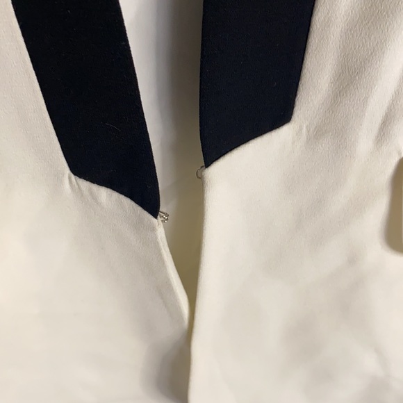 XS, off white and black blazer - Picture 6 of 6